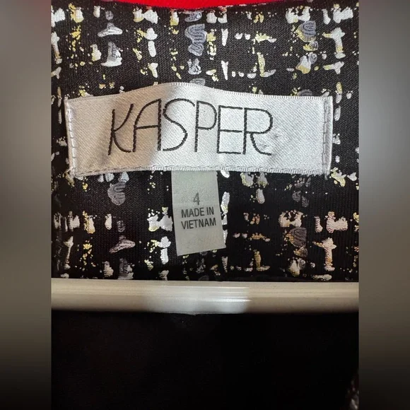 #409-Kasper Black/Silver/Gold 100%Polyester Woman’s Blazer Size 4 in EUC!! - Picture 3 of 4